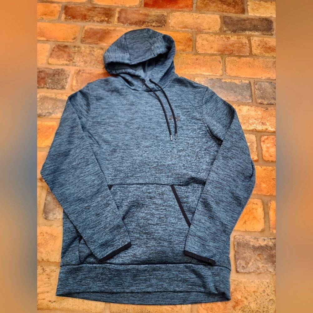 Under Armour pullover, size adult s